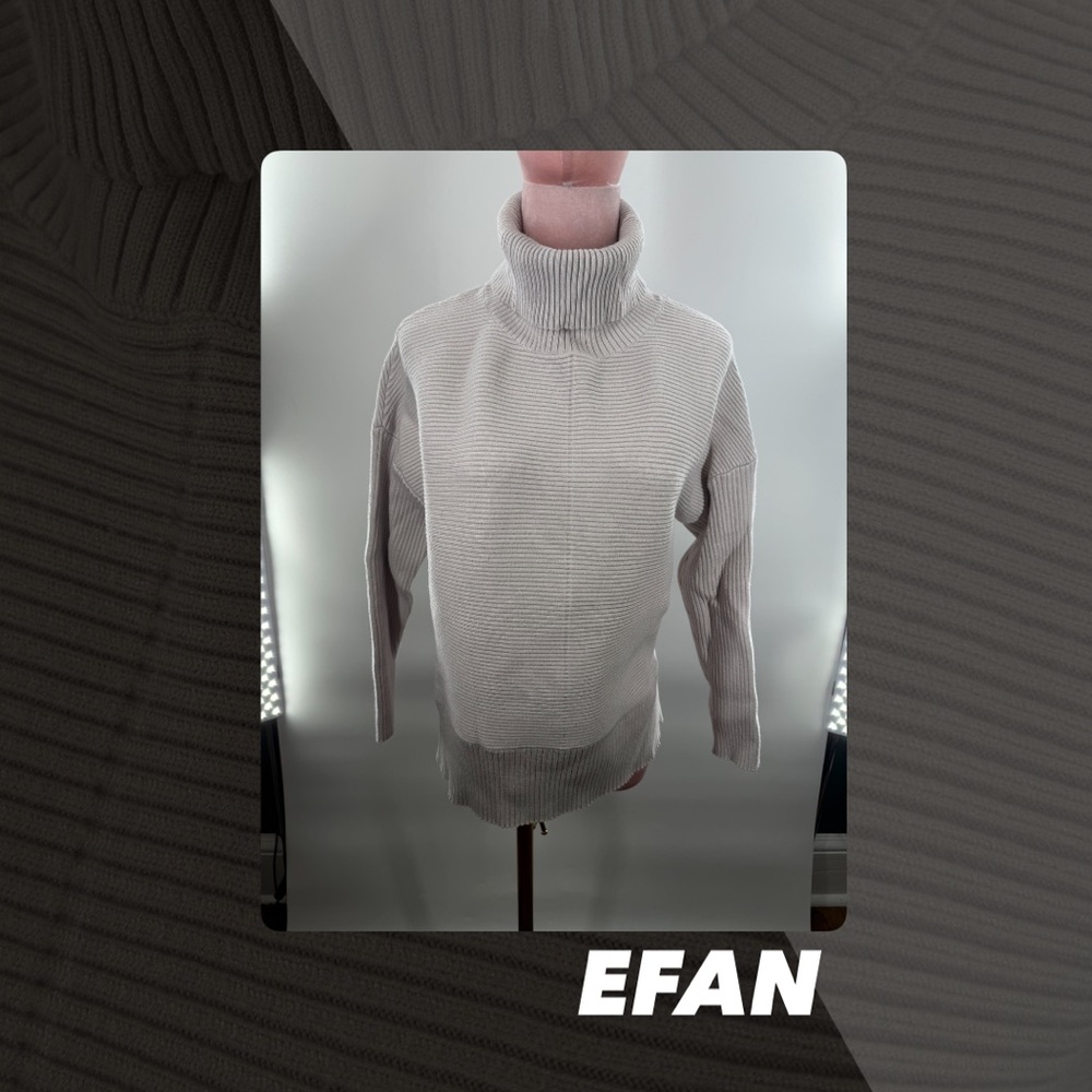 EUC Efan Grey Oversized Turtleneck Sweater